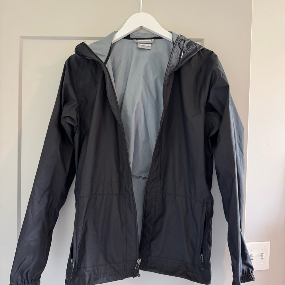 Columbia Black and Gray Windbreaker Lightweight Hooded Jacket